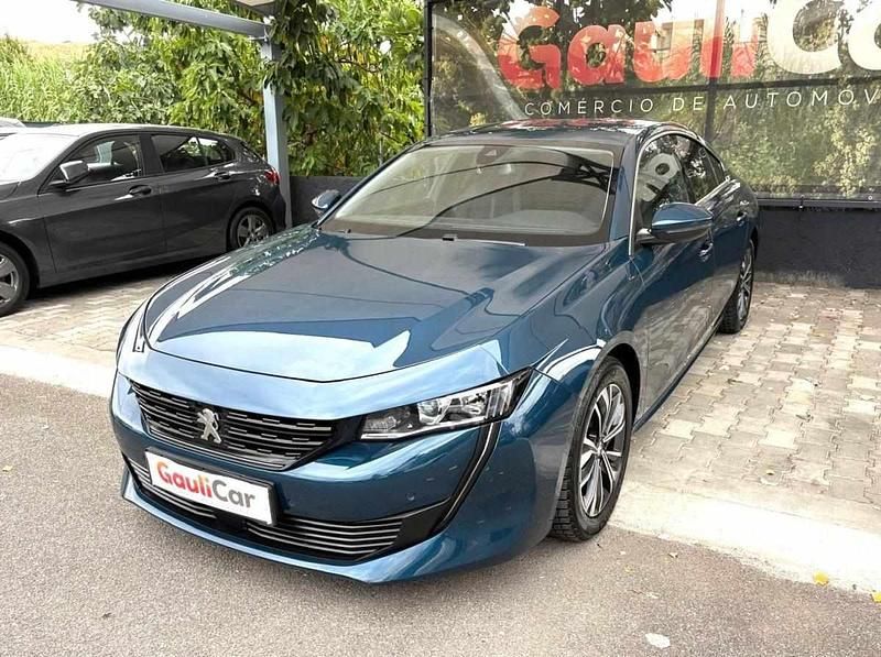 Usado Peugeot 508 Allure 130 HP (95 kW) 2021 Azul