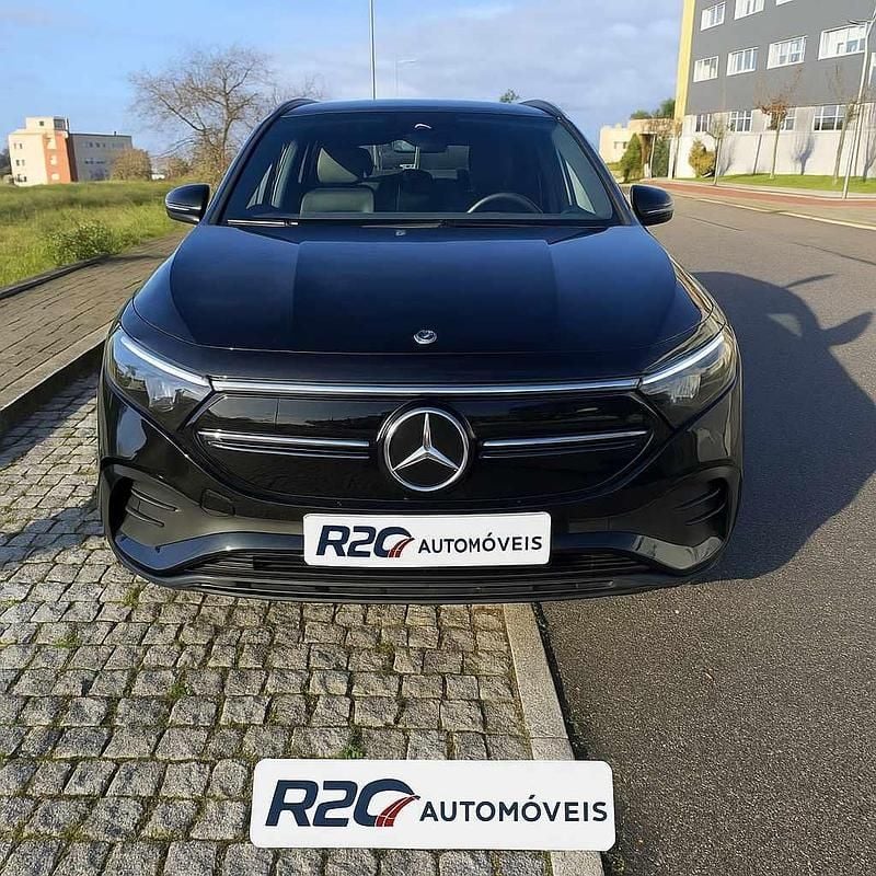 Usado Mercedes EQA250 139 kW (190 HP) 2021 Preto SUV