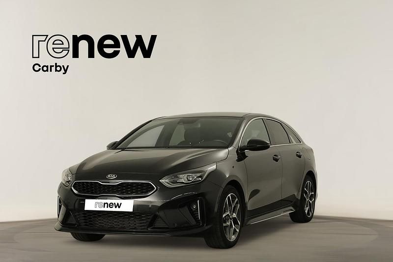 Preto Usado 2021 Kia ProCeed GT-Line Citadino | € 22.490 (Preço justo) - Imagem 1/4