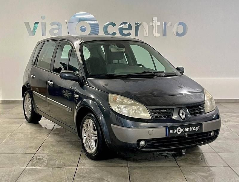 Cinza Usado 2006 Renault Scénic II Dynamique Monovolume | € 2.750 (Bom preço) - Imagem 1/4