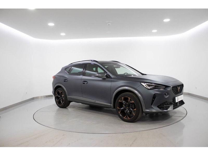 Cinzento Novo 2024 Cupra Formentor SUV | € 46.380 - Imagem 1/1