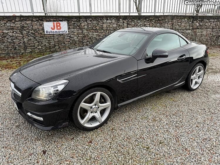 Preto Usado 2014 Mercedes SLK200 AMG Cabrios | € 22.750 - Imagem 1/1