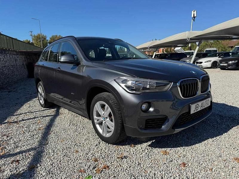 Usado BMW X1 Sport Line 150 HP (110 kW) 2015 Cinza SUV