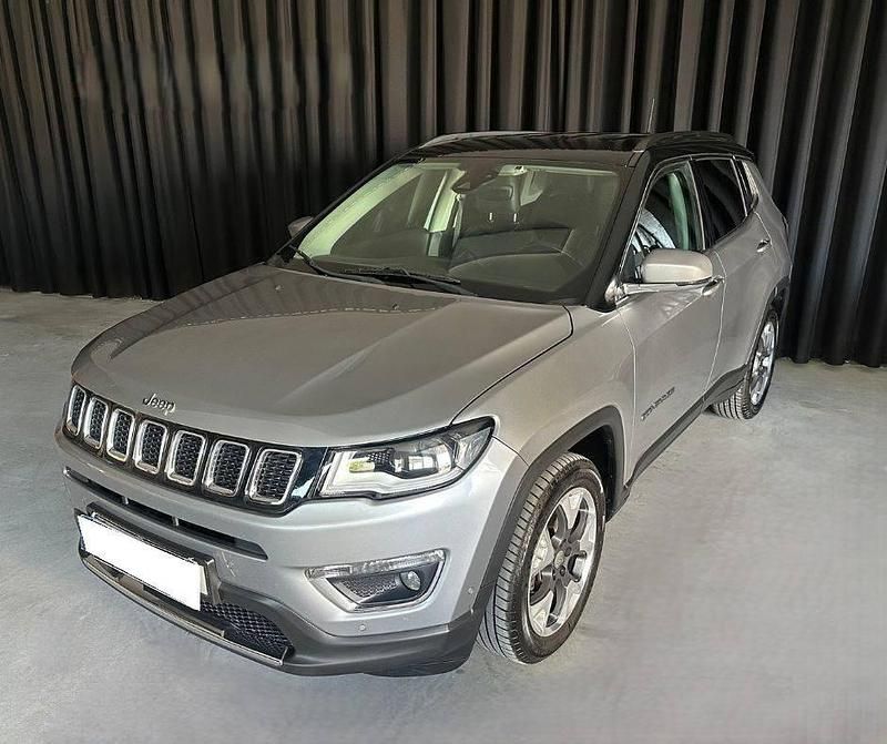 Usado Jeep Compass 120 HP (88 kW) 2021 Cinzento SUV