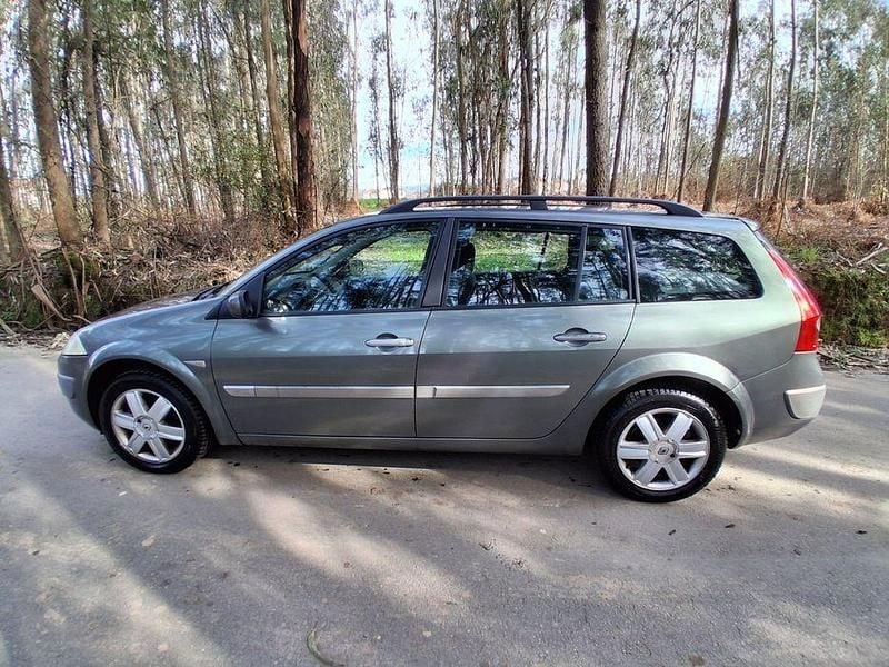 Usado Renault Mégane II 82 HP (60 kW) 2003 Sedan