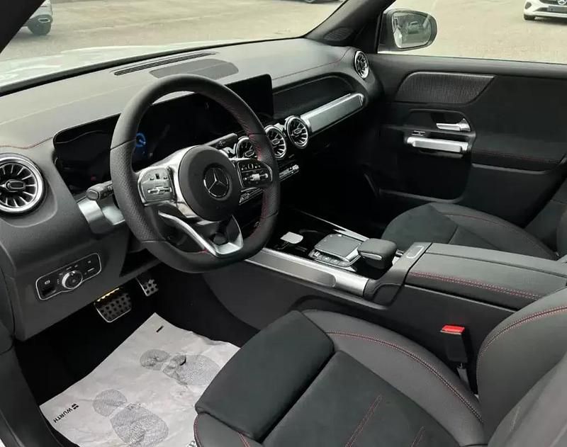 Usado Mercedes EQB250 Progressive 139 kW (190 HP) 2023 Cinzento SUV