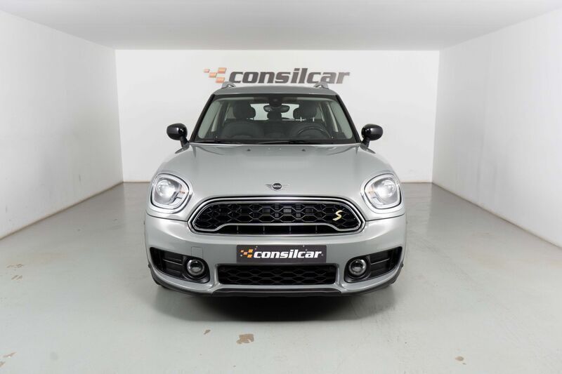 Cinza Usado 2020 Mini Cooper Countryman SUV | € 23.980 - Imagem 1/4