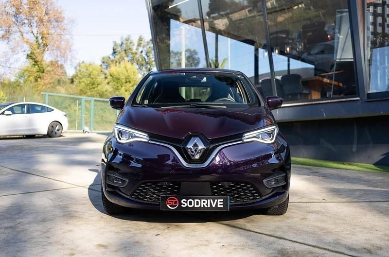 Usado Renault Zoe 79 kW (108 HP) 2020 Outra Citadino