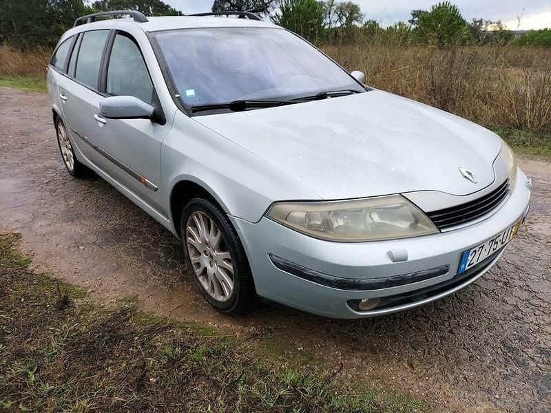 Usado 2003 Renault Laguna II Sedan | € 2.250 (Preço elevado) - Imagem 1/4