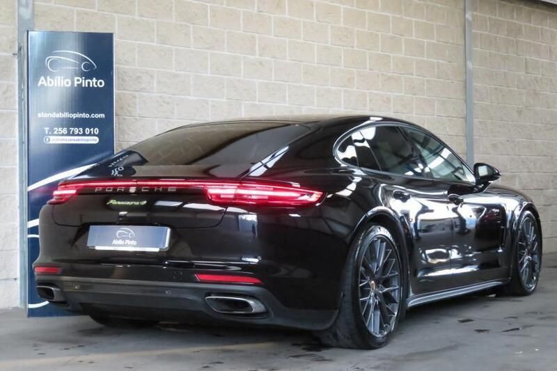 Usado Porsche Panamera 4 462 HP (339 kW) 2018 Preto Sedan