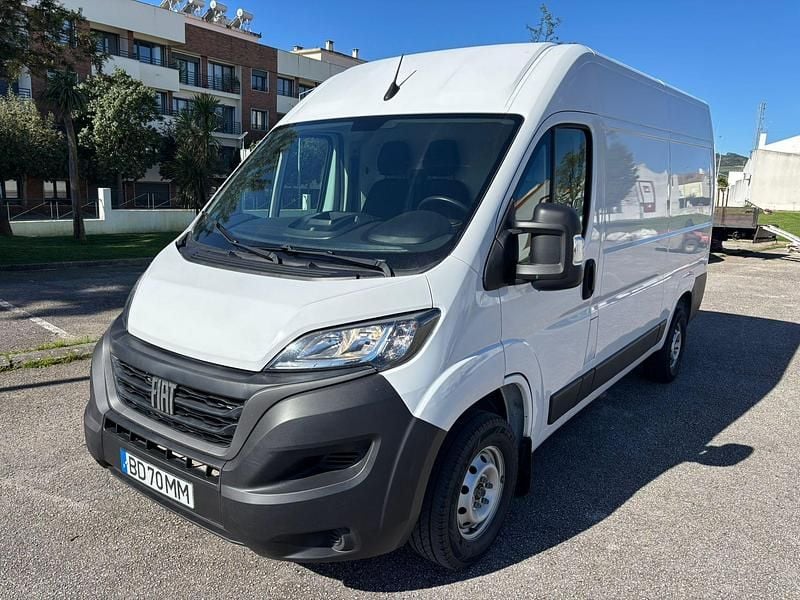 Usado Fiat Ducato 140 HP (102 kW) 2023 Branco Van