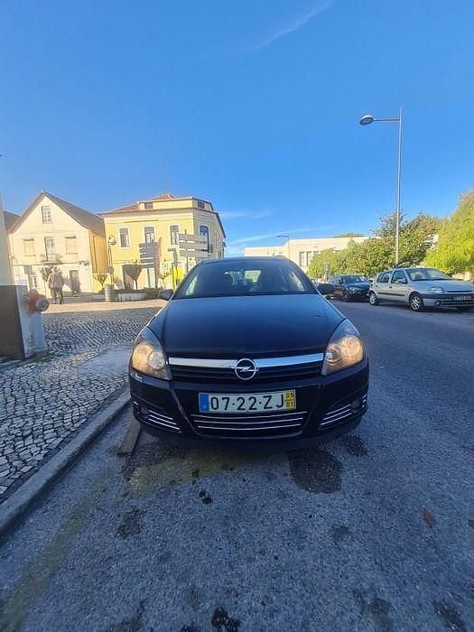 Usado 2005 Opel Astra Sedan | € 2.750 (Bom preço) - Imagem 1/4
