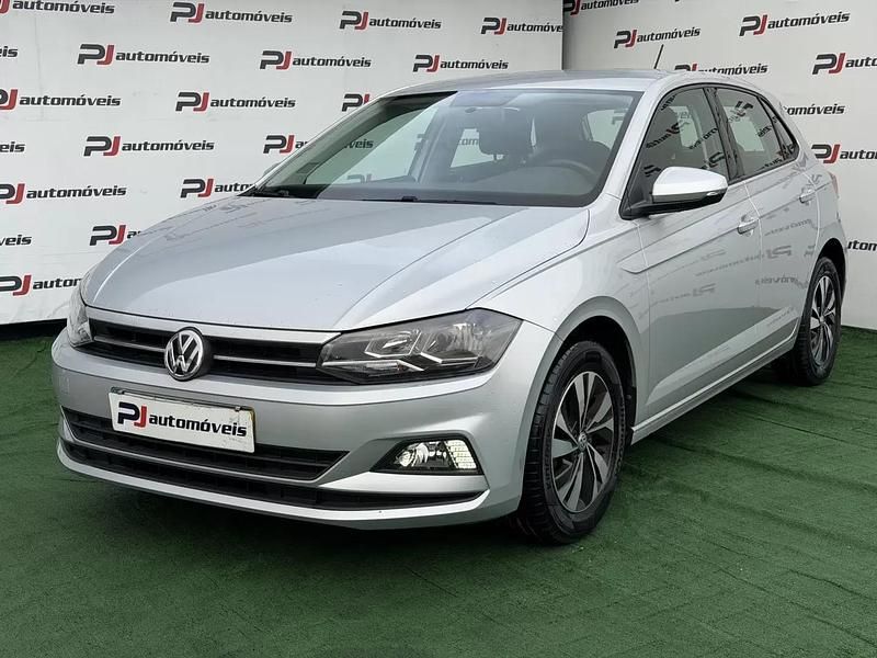 Cinza prata Usado 2018 VW Polo Citadino | € 12.990 (Preço justo) - Imagem 1/4