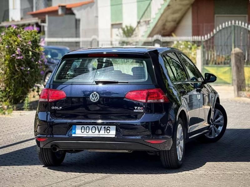 Usado VW Golf VII 105 HP (77 kW) 2014 Azul Citadino