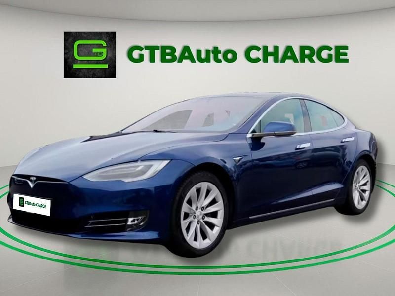 Azul Usado 2020 Tesla Model S Sedan | € 41.999 - Imagem 1/4