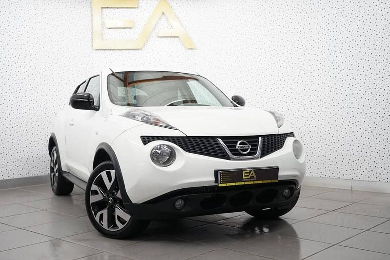 Usado Nissan Juke Acenta Connect 110 HP (80 kW) 2014 Branco SUV