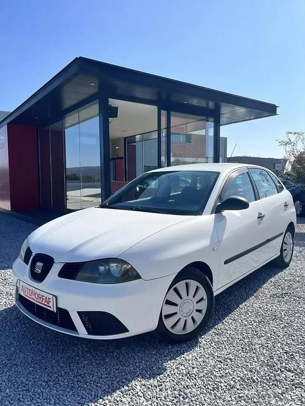 Branco Usado 2006 Seat Ibiza Stella | € 6.000 (Preço justo) - Imagem 1/4