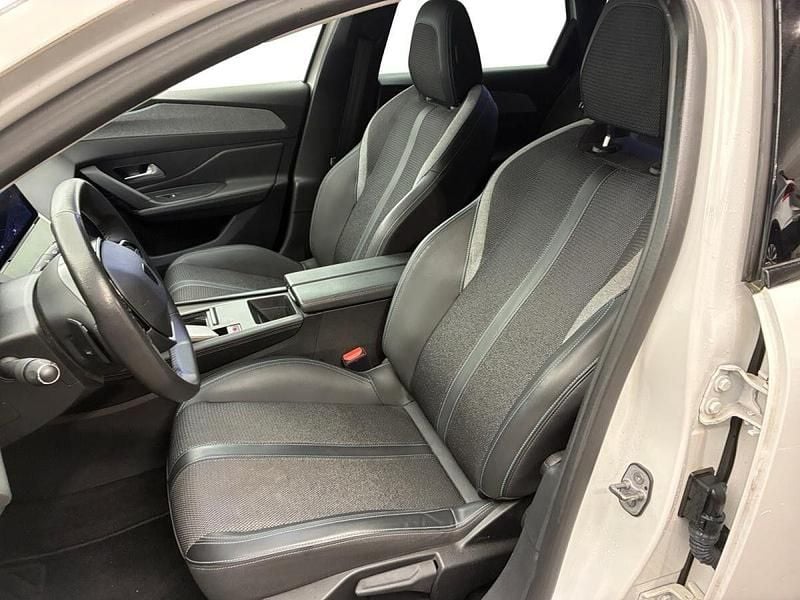 Usado Peugeot 308 Allure 130 HP (95 kW) 2022 Branco Carrinha