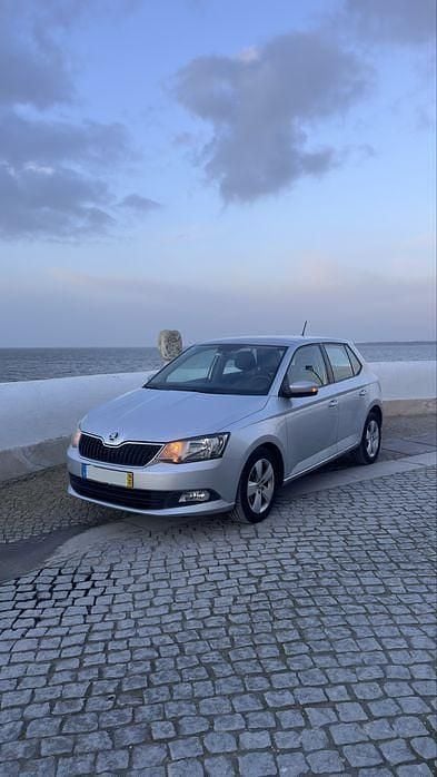 Usado 2016 Skoda Fabia Ambition Sedan | € 7.490 (Preço justo) - Imagem 1/4
