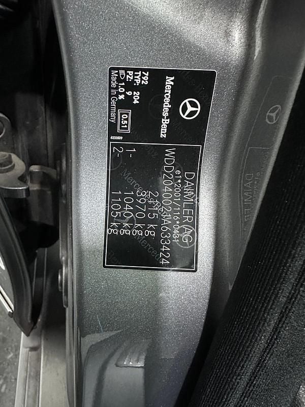 Usado Mercedes C220 Avantgarde 170 HP (125 kW) 2011 Azul Sedan