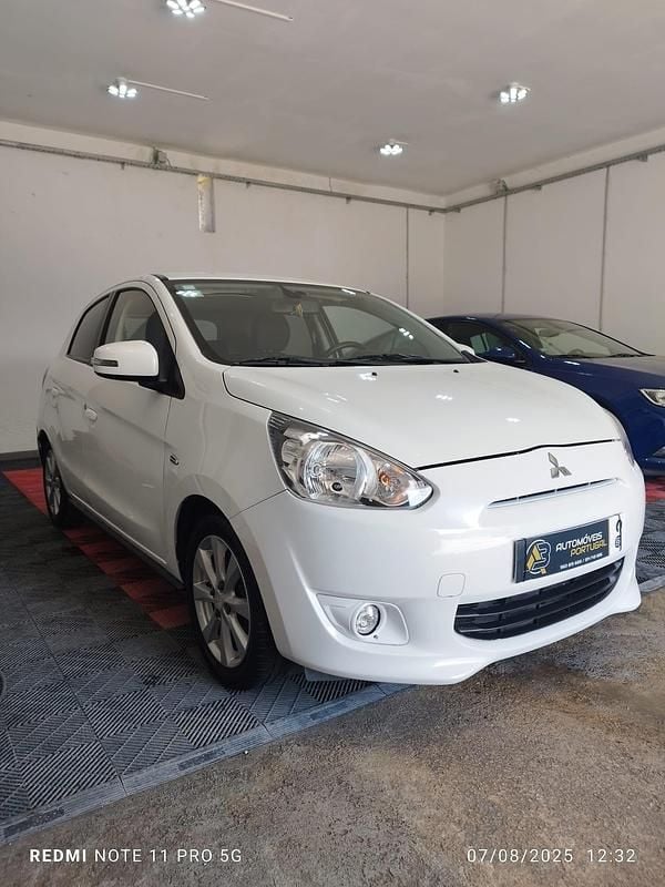 Branco Usado 2016 Mitsubishi Space Star Intense | € 11.300 (Caro) - Imagem 1/4