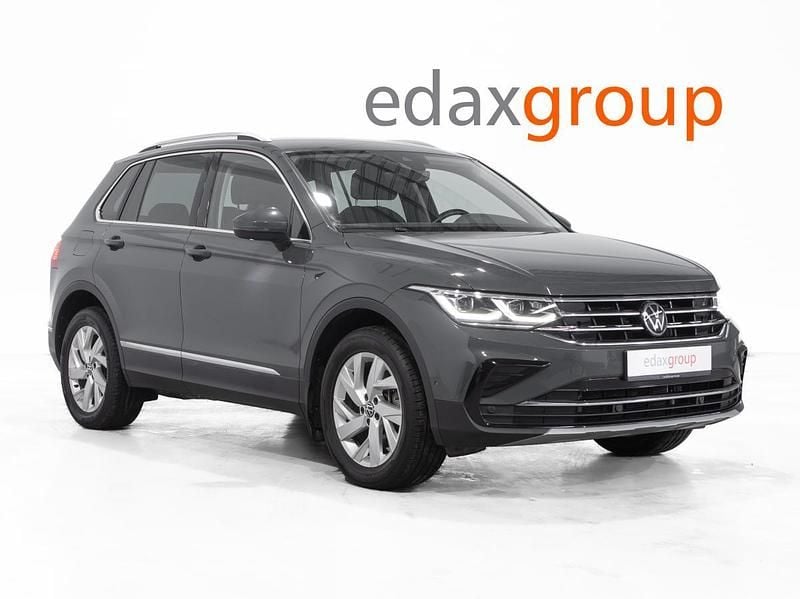 Cinzento Usado 2022 VW Tiguan SUV | € 30.690 (Preço justo) - Imagem 1/4