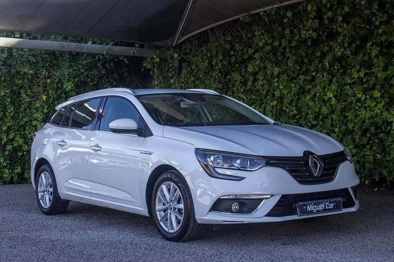 Branco Usado 2017 Renault Mégane IV LIMITED Carrinha | € 9.900 (Preço justo) - Imagem 1/4