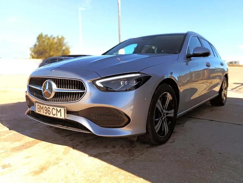 Cinzento hightech Usado 2024 Mercedes E300 Avantgarde Carrinha | € 61.450 (Preço justo) - Imagem 1/4