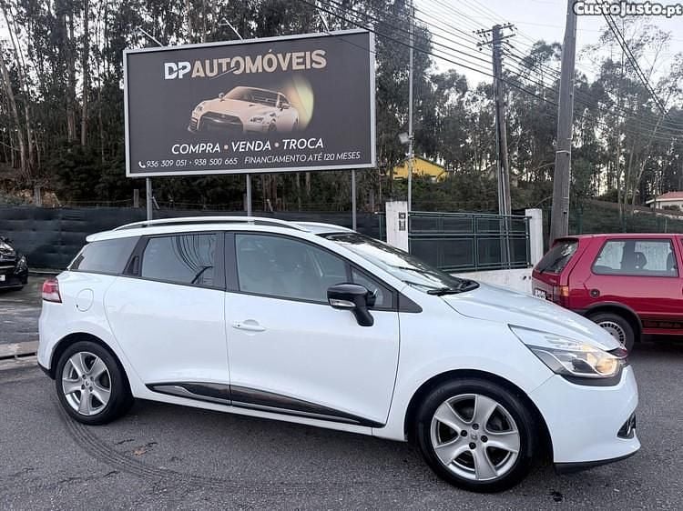 Branco Usado 2014 Renault Clio GrandTour Dynamique Carrinha | € 6.000 (Bom preço) - Imagem 1/1