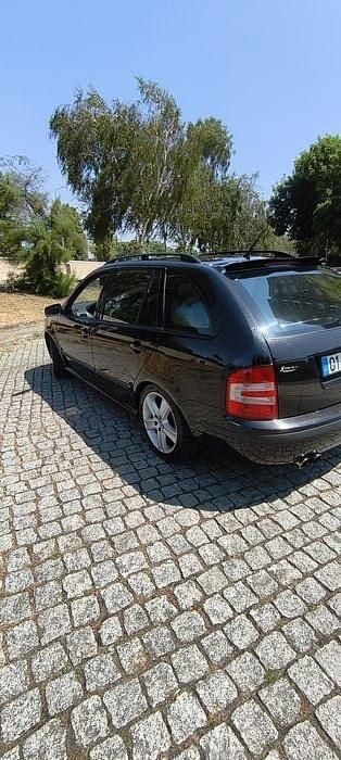 Usado 2007 Skoda Fabia Carrinha | € 4.500 - Imagem 1/4