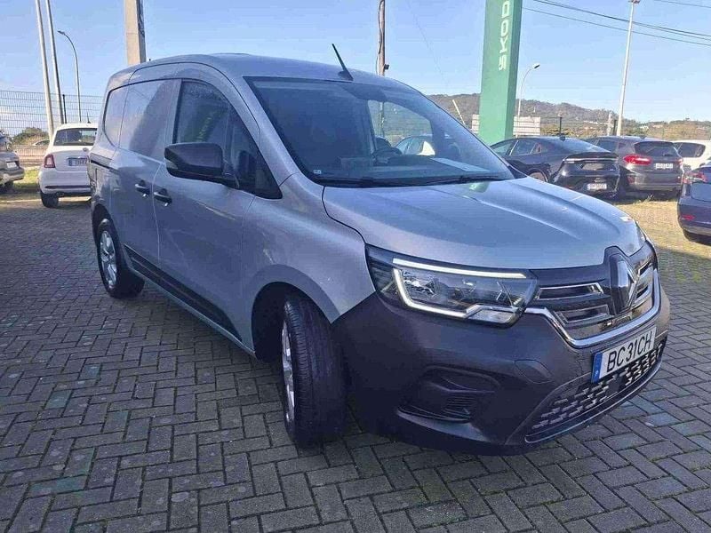 Usado Renault Kangoo 89 kW (122 HP) 2023 Cinzento Monovolume