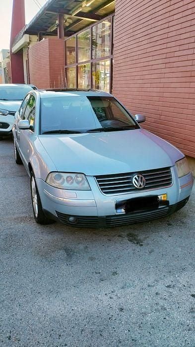 Usado 2001 VW Passat Highline Sedan | € 2.900 (Super Preço) - Imagem 1/4