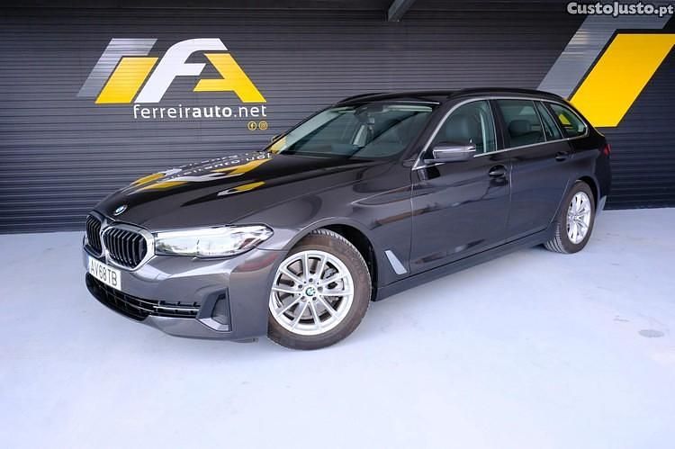 Usado BMW 520 Performance 190 HP (139 kW) 2023 Cinza Carrinha