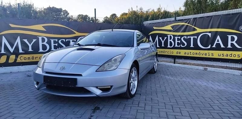Usado Toyota Celica 143 HP (105 kW) 2003 Outra (metalizado) Coupé
