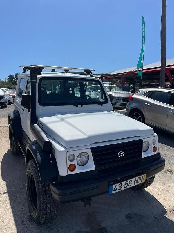 Branco Usado 1999 Suzuki Samurai SUV | € 9.950 - Imagem 1/4