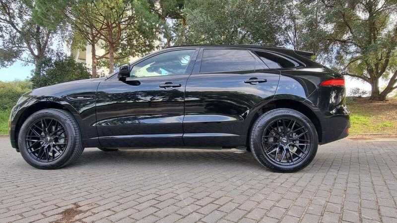 Preto Usado 2017 Jaguar F-Pace R-Sport SUV | € 26.999 (Preço justo) - Imagem 1/4