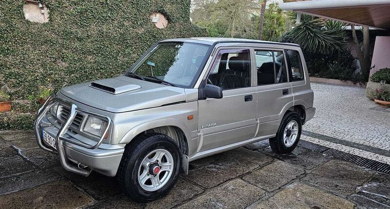 Usado 2000 Suzuki Vitara SUV | € 8.750 - Imagem 1/4