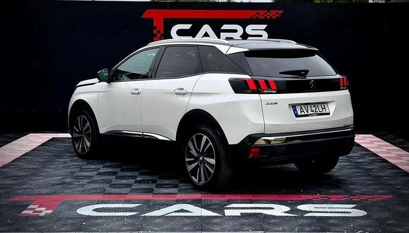 Usado Peugeot 3008 Allure 130 HP (95 kW) 2019 Branco