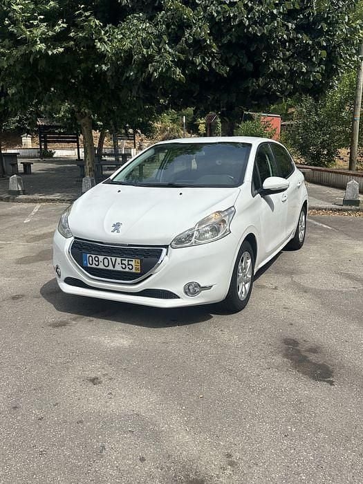 Usado 2014 Peugeot 208 Citadino | € 6.250 (Preço justo) - Imagem 1/4
