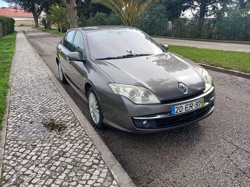 Usado Renault Laguna III 150 HP (110 kW) 2007 Sedan