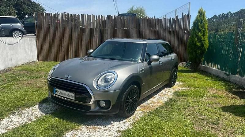 Usado Mini Clubman 150 HP (110 kW) 2016 Cinzento Carrinha