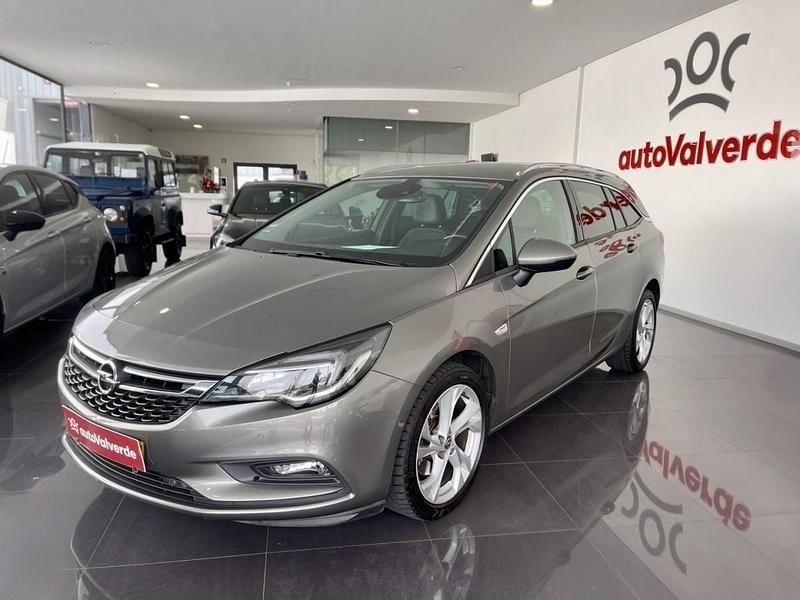 Cinzento Usado 2017 Opel Astra | € 9.950 (Super Preço) - Imagem 1/4