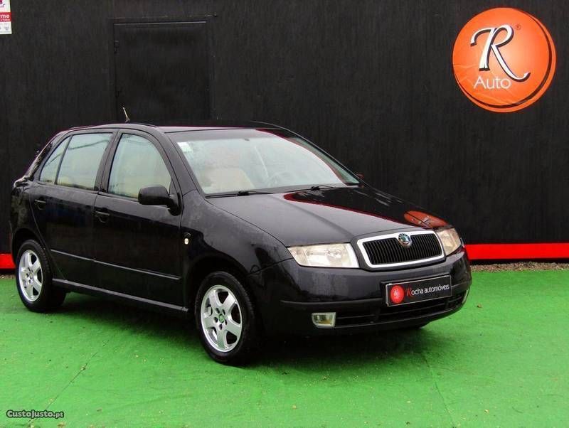 Vendido Skoda Fabia 1 4 Comfort Ac Carros Usados Para Venda