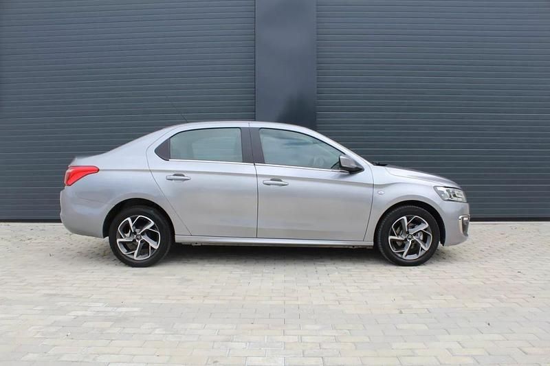 Usado Citroën C-Elysee I PureTech 82 HP (60 kW) 2019 Cinzento Sedan