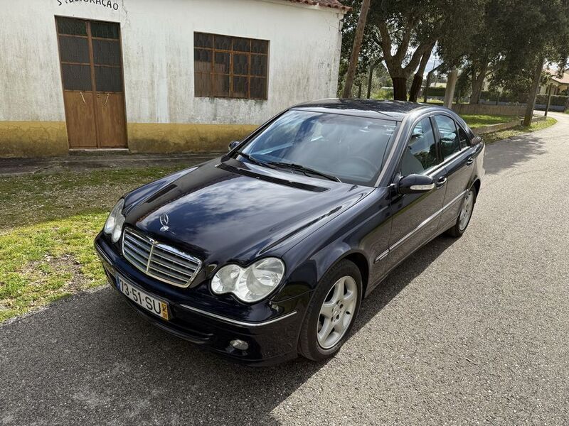 Usado 2002 Mercedes C270 Avantgarde Sedan | € 5.900 - Imagem 1/4
