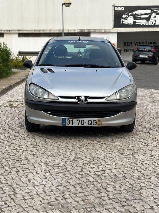 Usado 2000 Peugeot 206 CC Cabrios | € 1.500 - Imagem 1/4