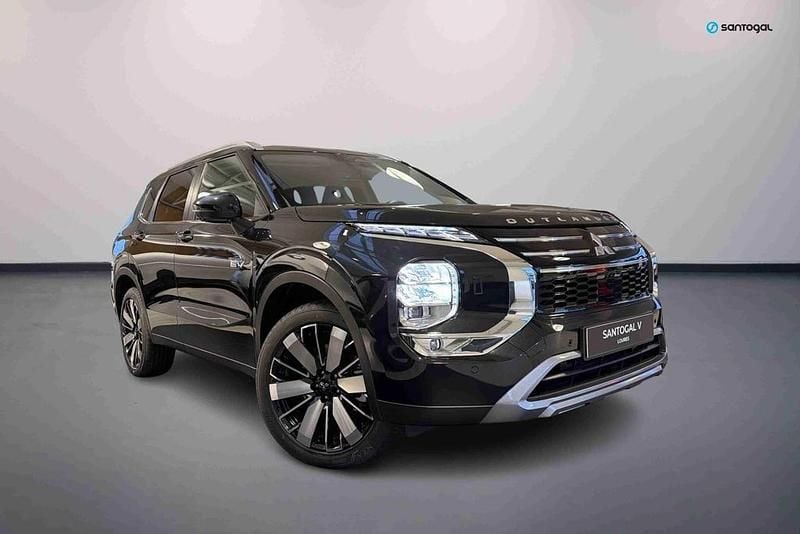 Preto Novo 2025 Mitsubishi Outlander P-HEV Intense SUV | € 54.119 (Preço justo) - Imagem 1/4