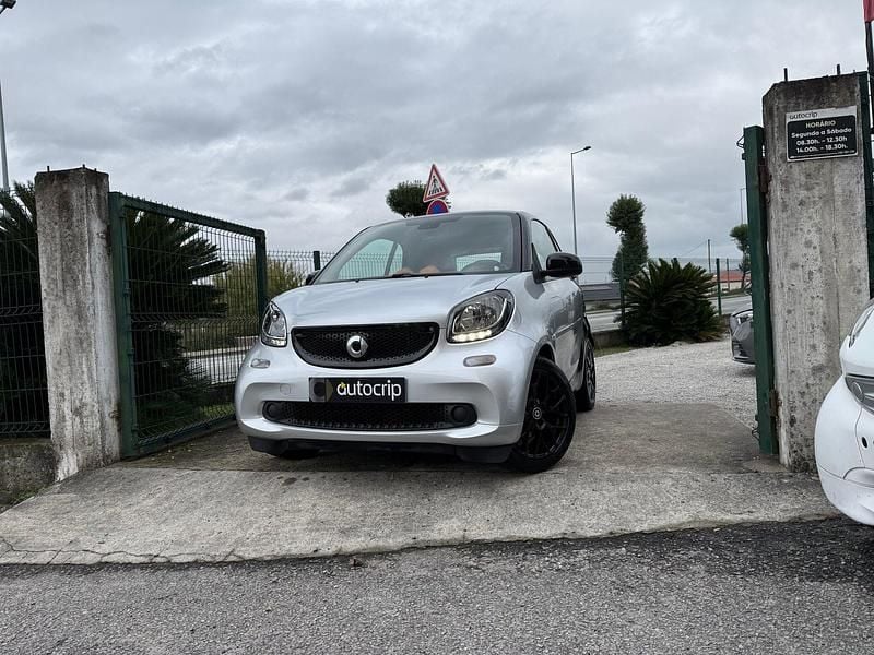 Cinza Usado 2015 Smart ForTwo Coupé Passion Coupé | € 10.420 (Super Preço) - Imagem 1/4