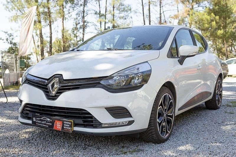 Branco Usado 2018 Renault Clio IV LIMITED | € 10.950 (Preço justo) - Imagem 1/4
