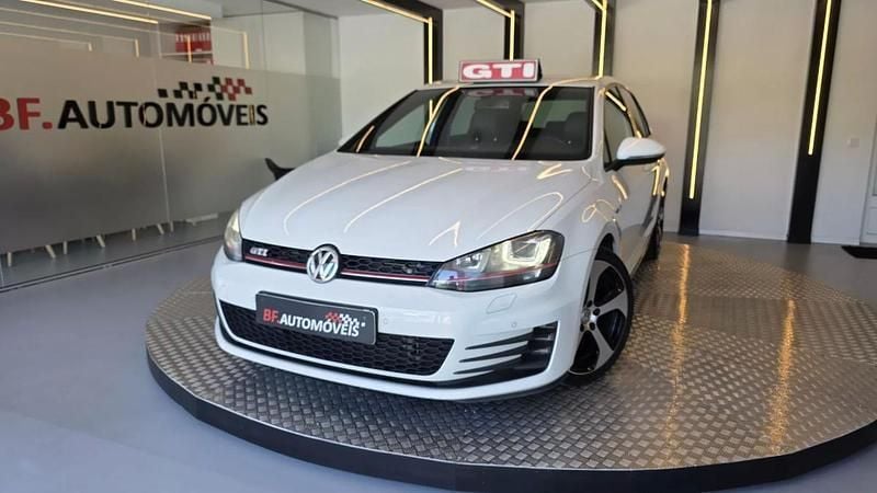 Branco Usado 2013 VW Golf VII GTI Citadino | € 18.900 (Bom preço) - Imagem 1/4